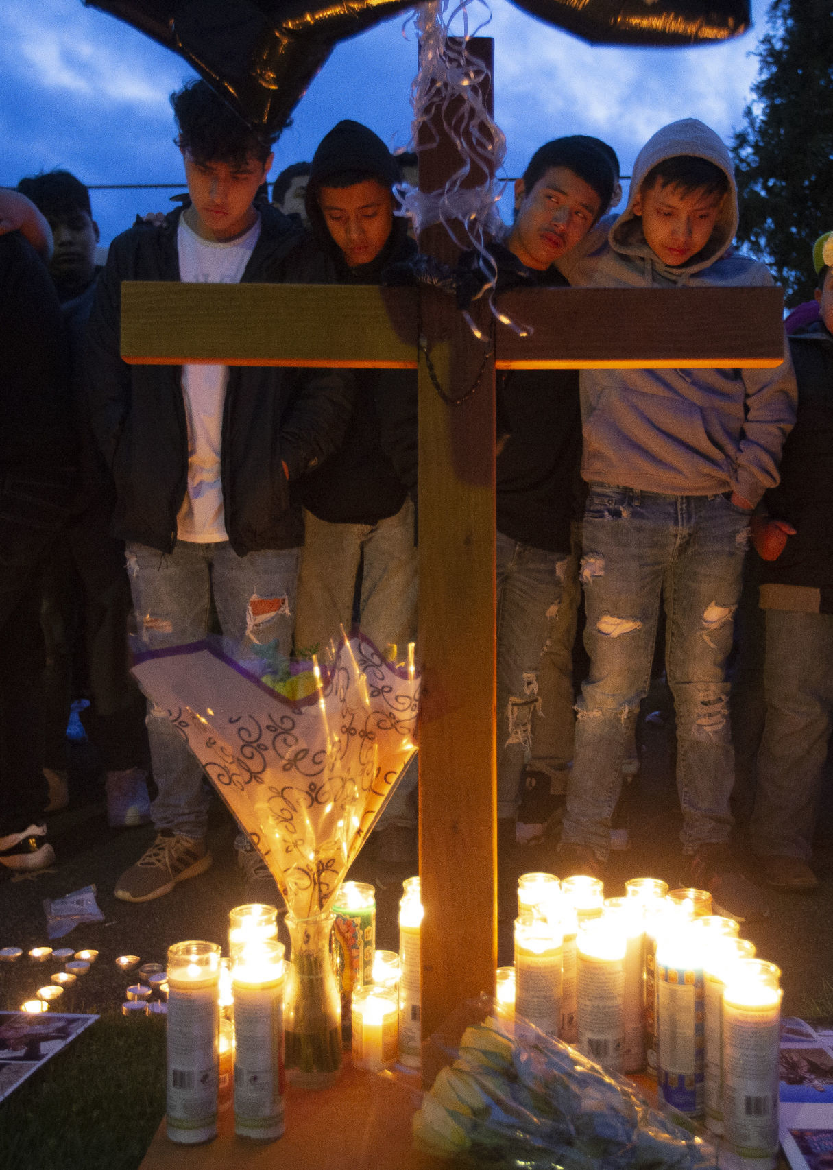Vigil remembers slain 14-year-old Wapato boy